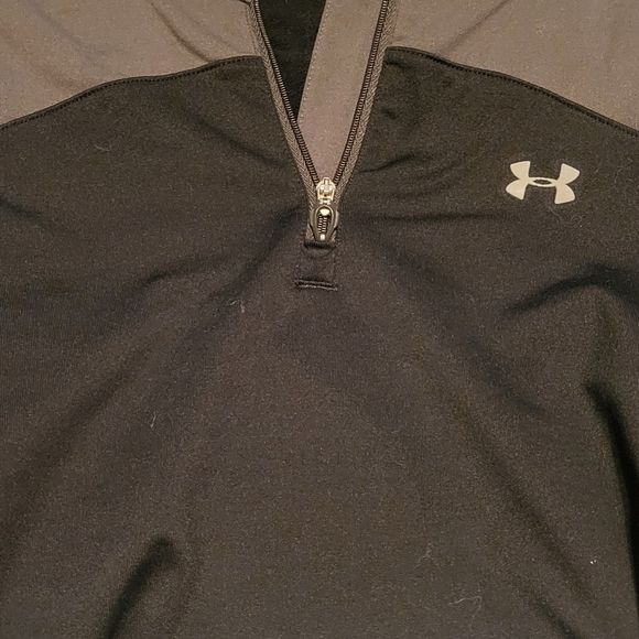 Underarmour youth size large zip up - Picture 8 of 11